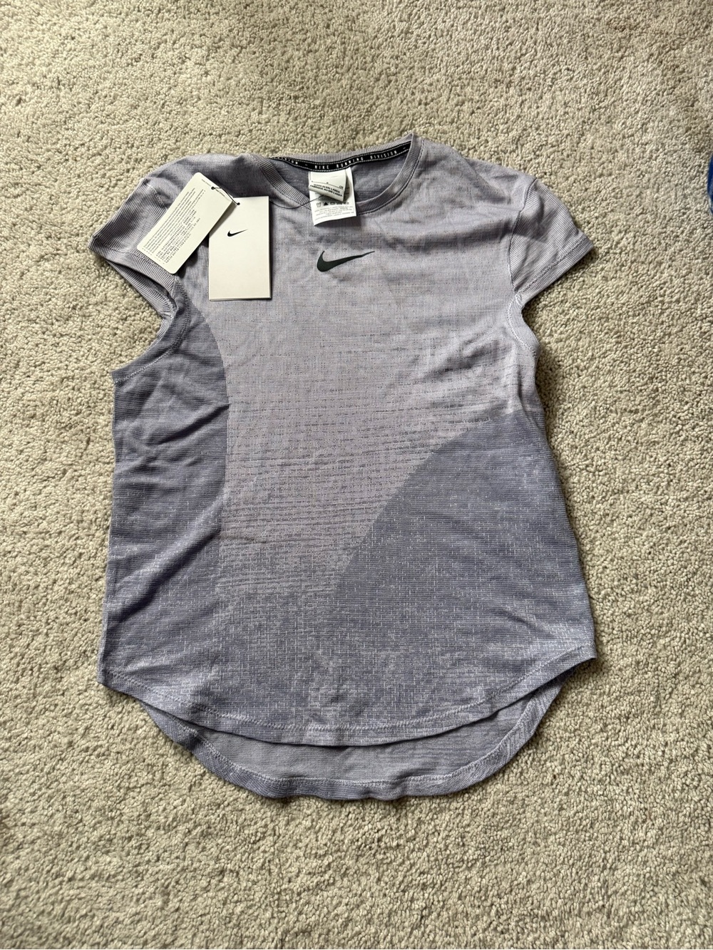 Nike Dri-FIT Run Division Short-Sleeve Light Purple Size S Crew Performance Tee - Picture 3 of 7